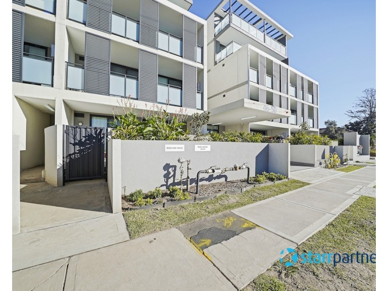 8/46 Hoxton Park Rd, Liverpool NSW 2170