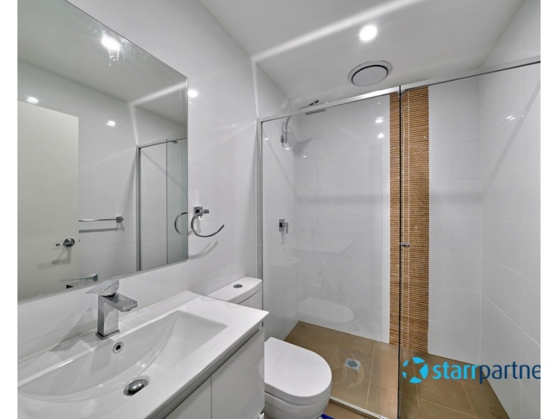 8/46 Hoxton Park Rd, Liverpool NSW 2170