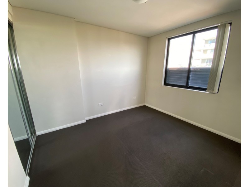 43/4 Castlereagh St, Liverpool NSW 2170