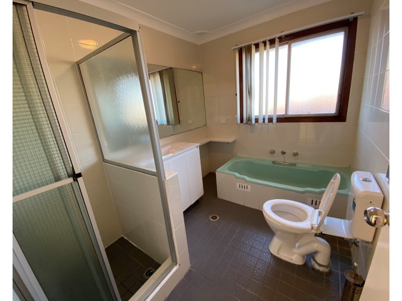 1 Lehmann Ave, Liverpool NSW 2170