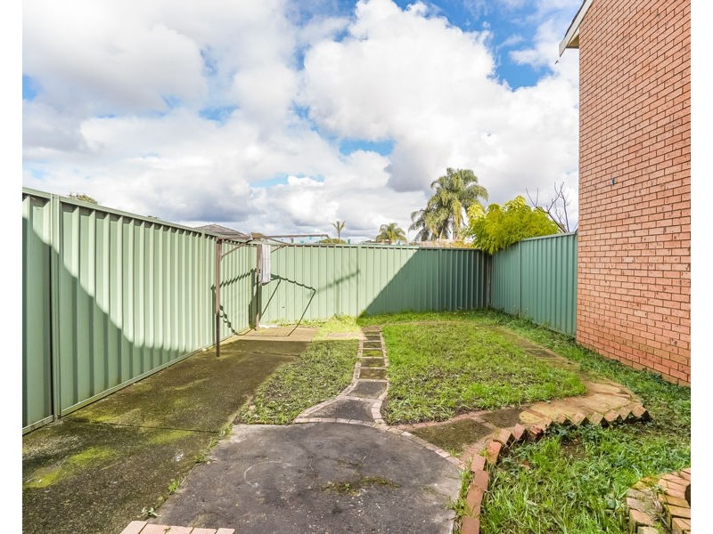 2/1 Manning Street, Warwick Farm NSW 2170