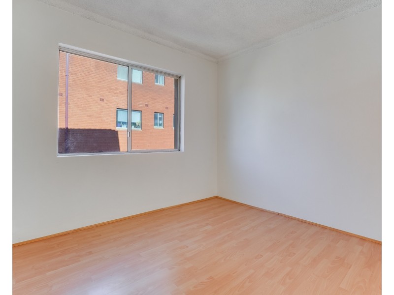 18/22 Nagle St, Liverpool NSW 2170