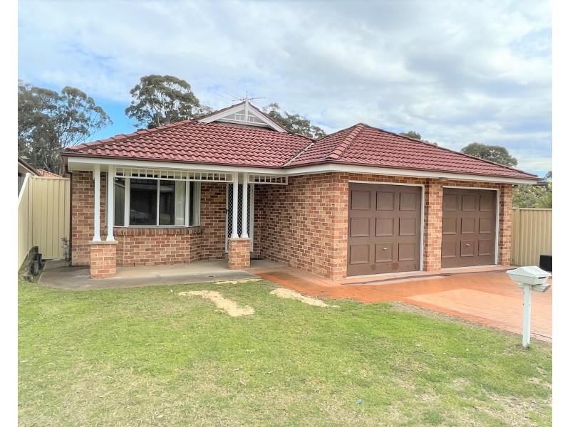 10 Bundanoon Rd, Prestons NSW 2170