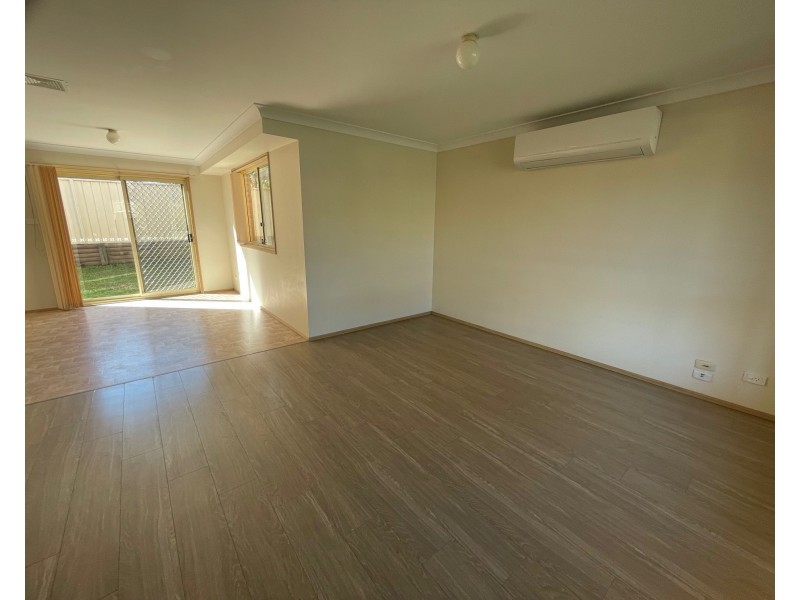 50 Michelago Cct, Prestons NSW 2170