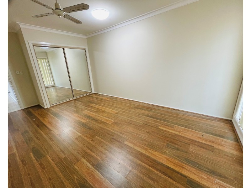 58 Kookaburra Rd, Prestons NSW 2170