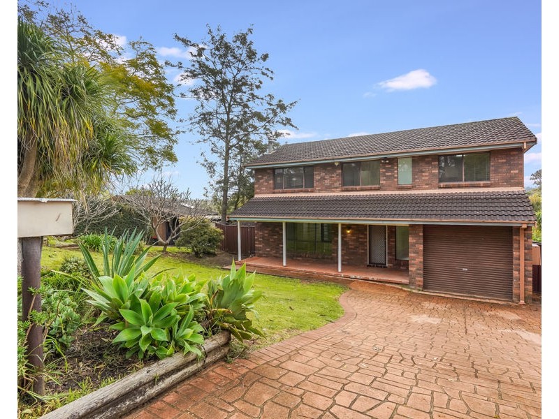 4 Durness Place, St Andrews NSW 2566