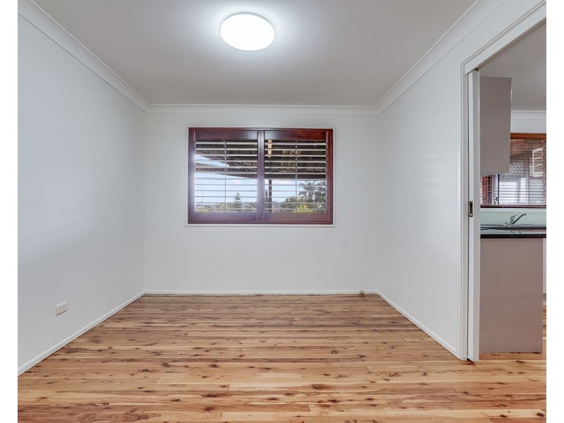 4 Durness Place, St Andrews NSW 2566