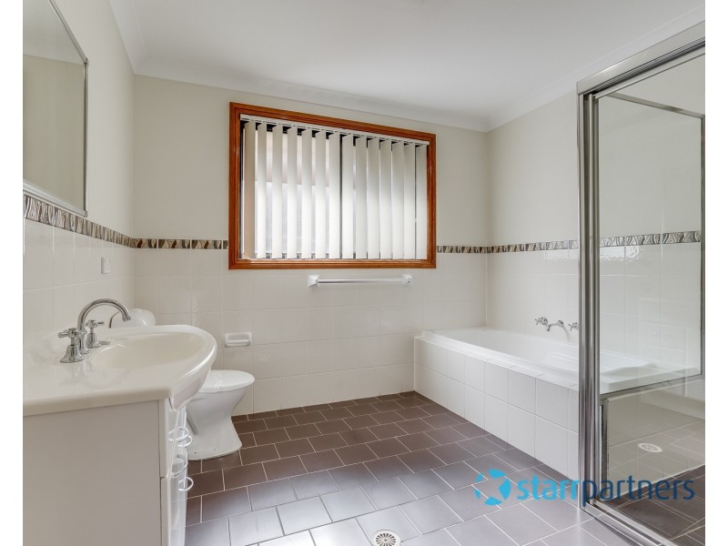 5 Coletta Pl, Prestons NSW 2170