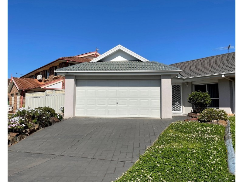 10A Eva Ave, Green Valley NSW 2168