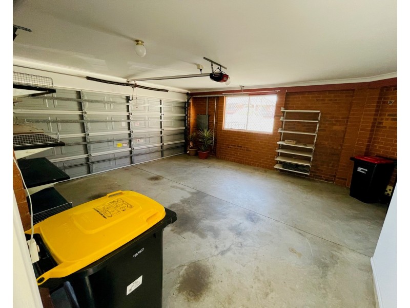 10A Eva Ave, Green Valley NSW 2168