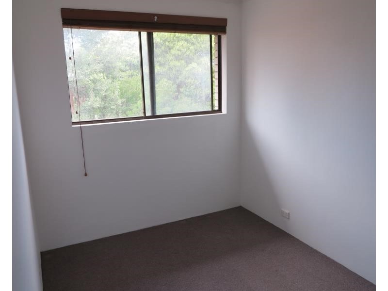 9/34 Remembrance Ave, Warwick Farm NSW 2170