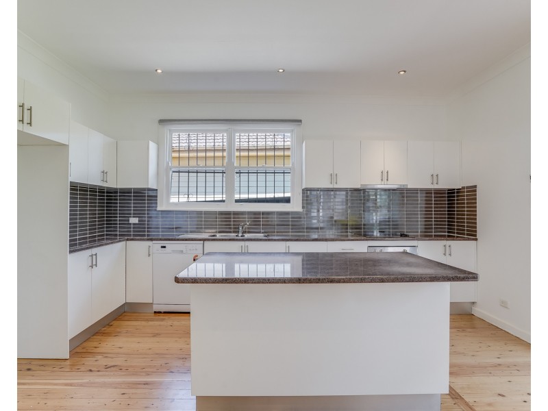 47 Charles St, Liverpool NSW 2170