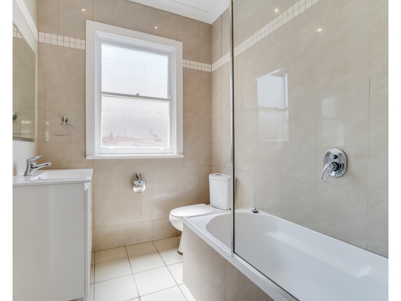 47 Charles St, Liverpool NSW 2170