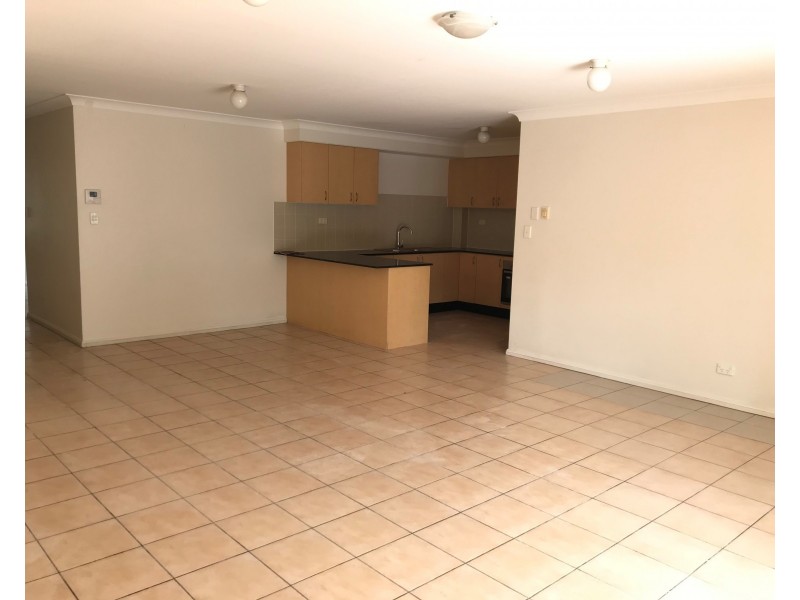 12/9 Elizabeth St, Liverpool NSW 2170