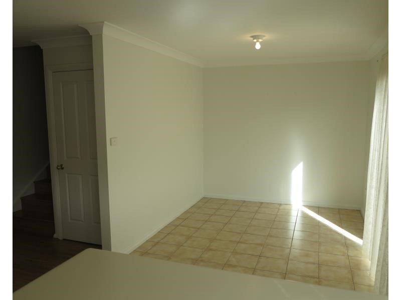 21A Solander Ave, West Hoxton NSW 2171