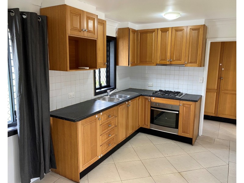 121 Strickland Cres, Ashcroft NSW 2168