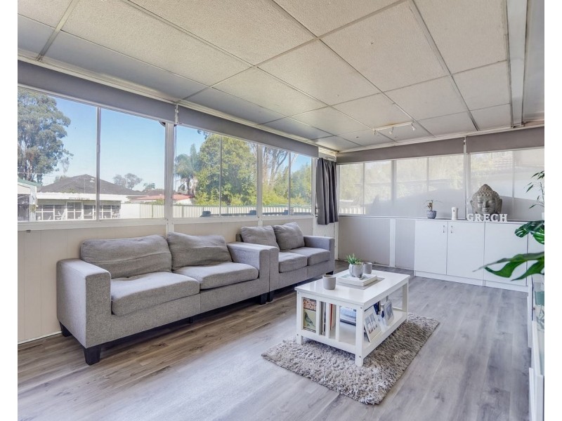 20 Charter St, Sadleir NSW 2168