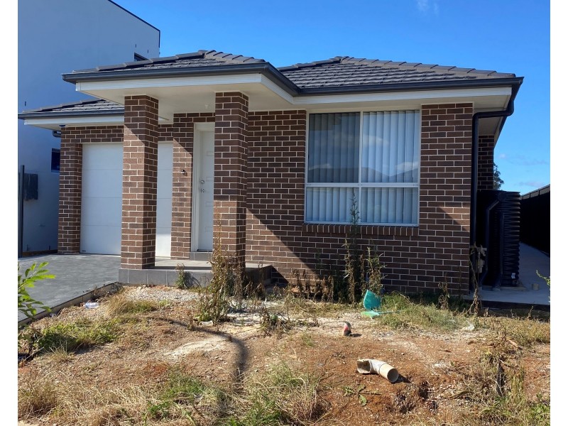 4 Mugagaru St, Austral NSW 2179