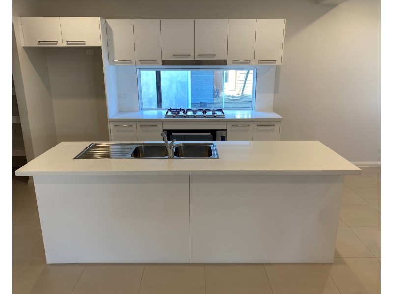 4 Mugagaru St, Austral NSW 2179