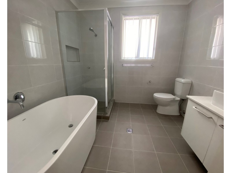 4 Mugagaru St, Austral NSW 2179