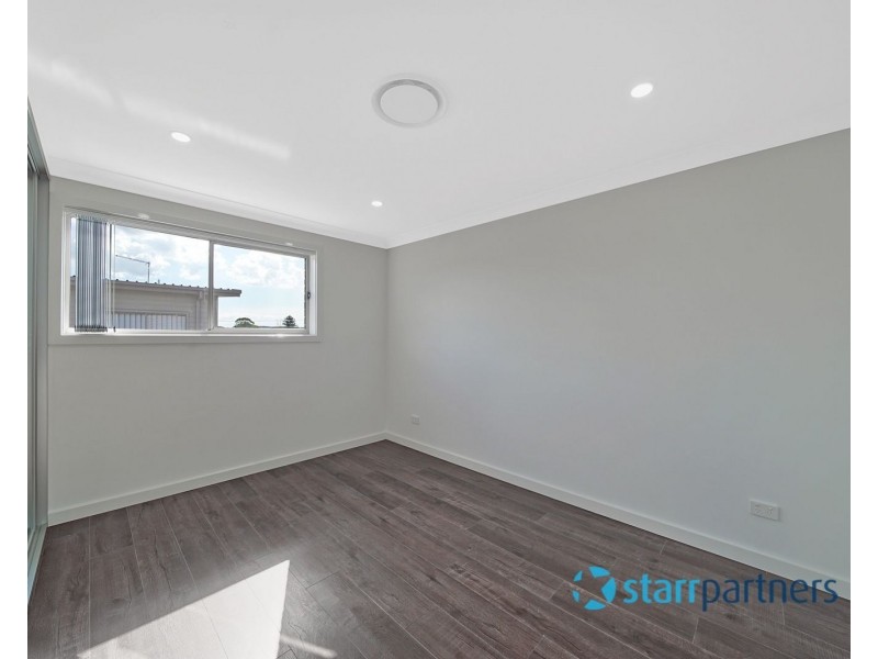 5/16-18 Lions Avenue, Lurnea NSW 2170