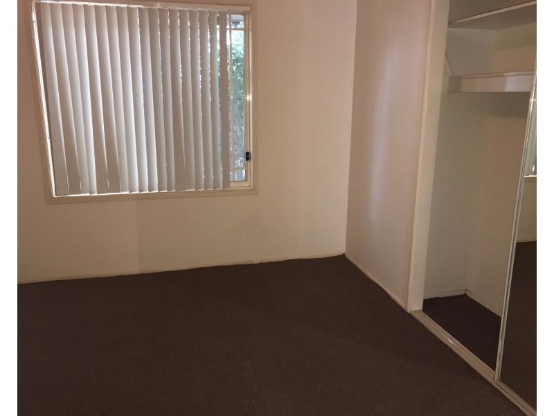 16 Bunroy St, Horningsea Park NSW 2171