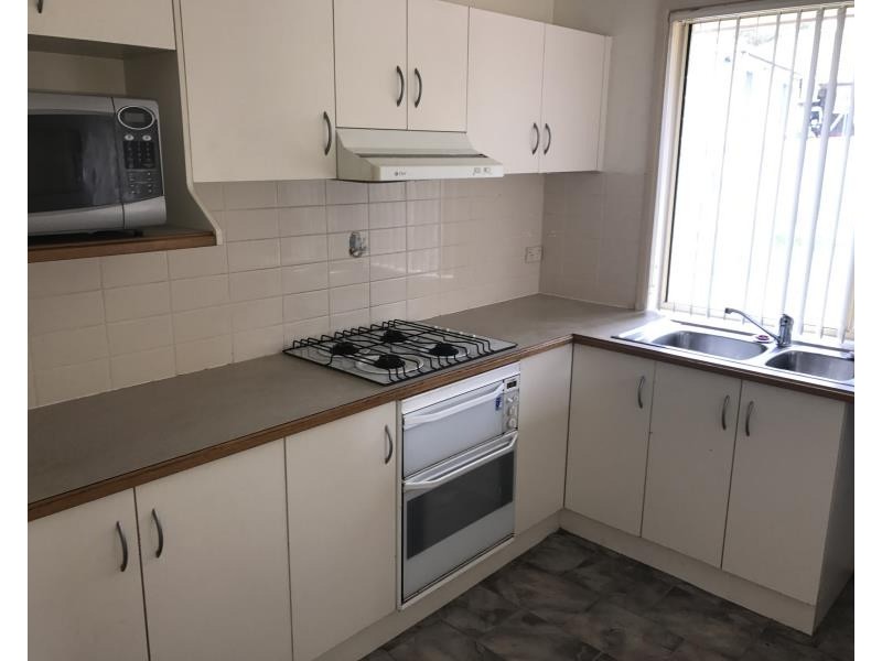 16 Bunroy St, Horningsea Park NSW 2171