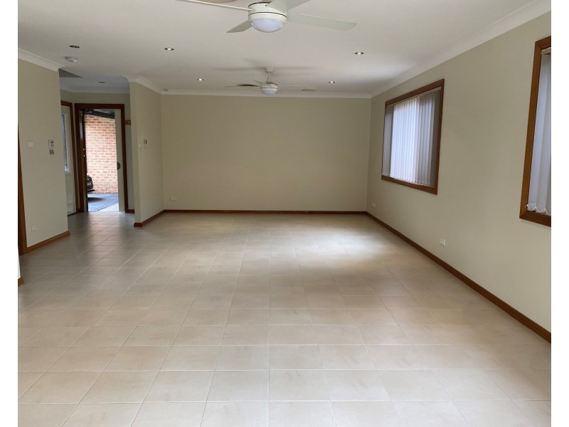 21c Grimson Cres, Liverpool NSW 2170