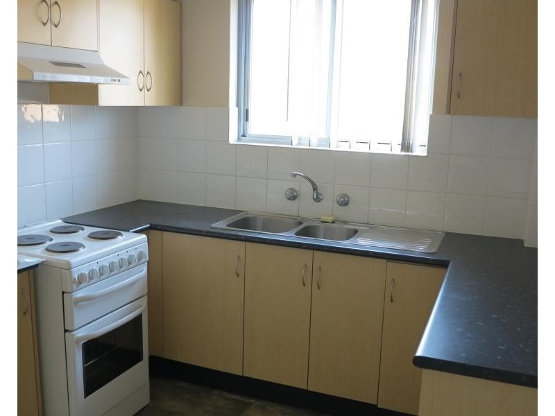 7/17 Forbes St, Warwick Farm NSW 2170