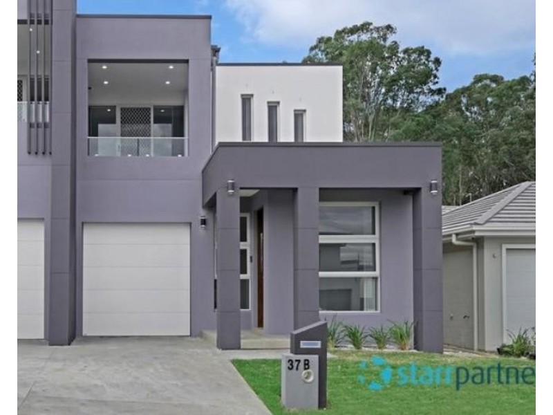 37b Maidenhair Ave, Denham Court NSW 2565