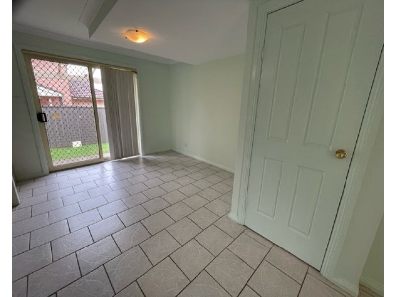 3/21 William St, Liverpool NSW 2170