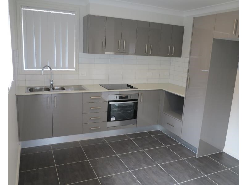 56a Bugong St, Prestons NSW 2170
