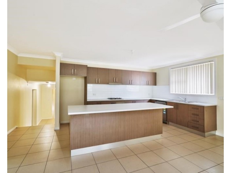 20 Webster St, Picton NSW 2571