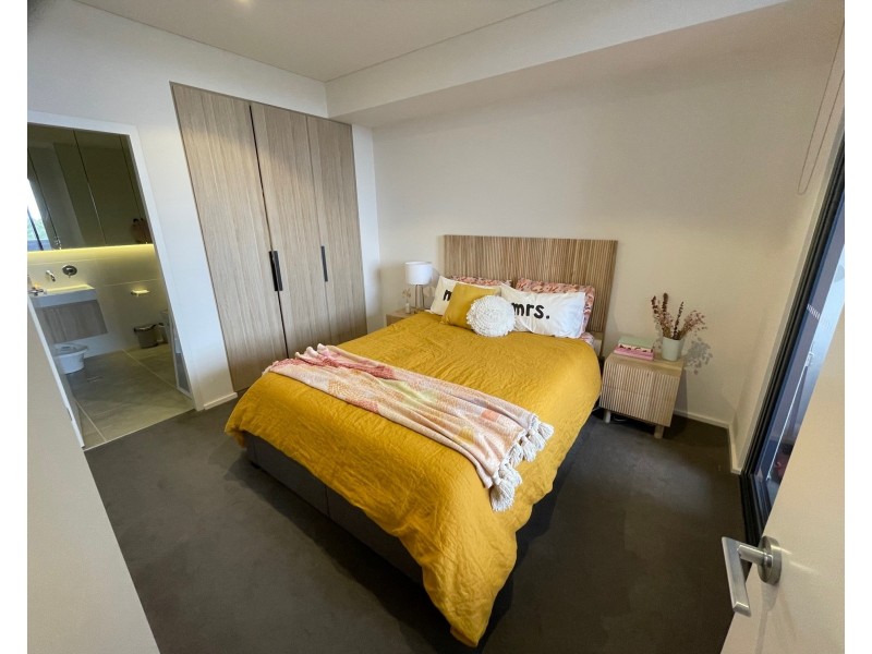 1008/32 Shepherd St, Liverpool NSW 2170