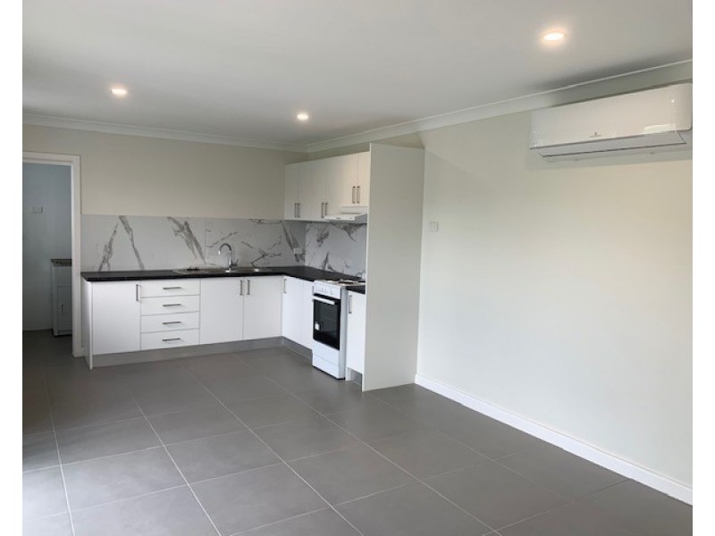 33A Market St, Moorebank NSW 2170