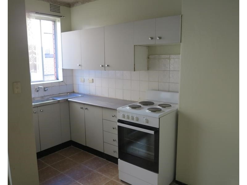 4/51 Castlereagh St, Liverpool NSW 2170