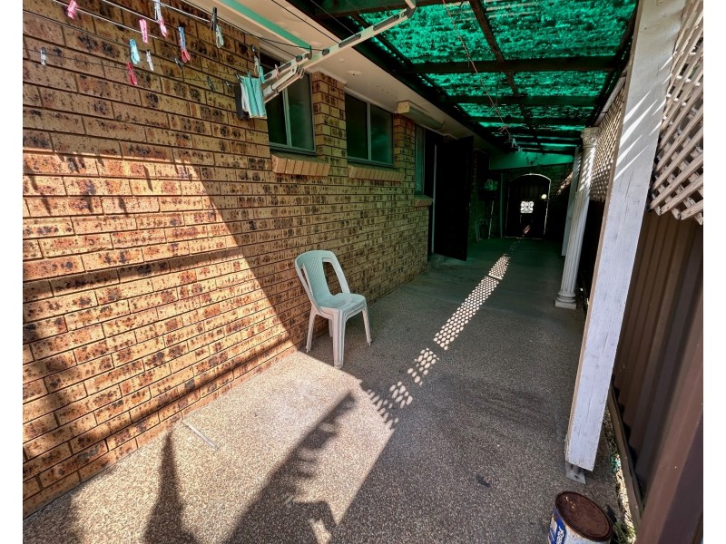 112 Mimosa Rd, Bossley Park NSW 2176