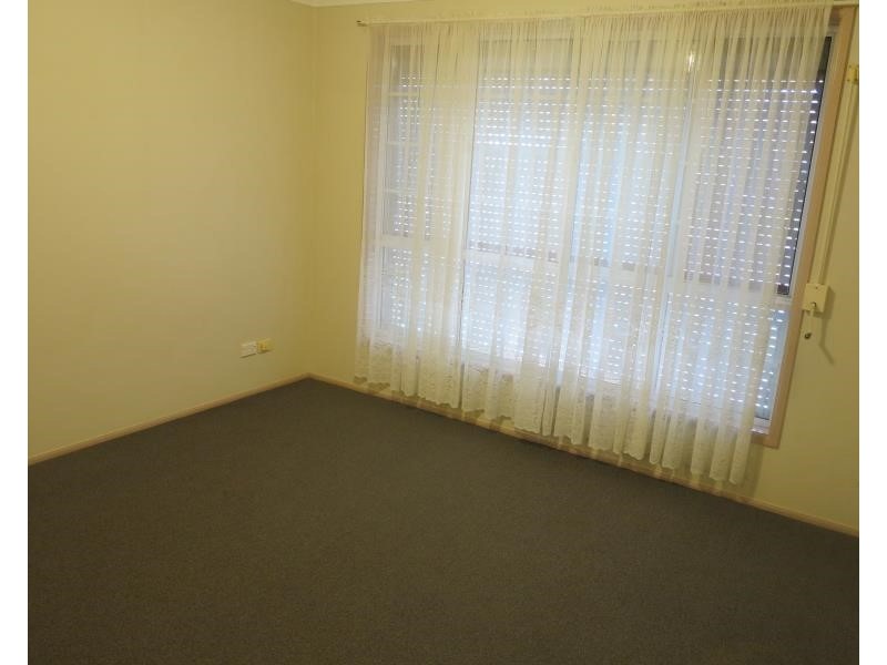 56 Bugong St, Prestons NSW 2170