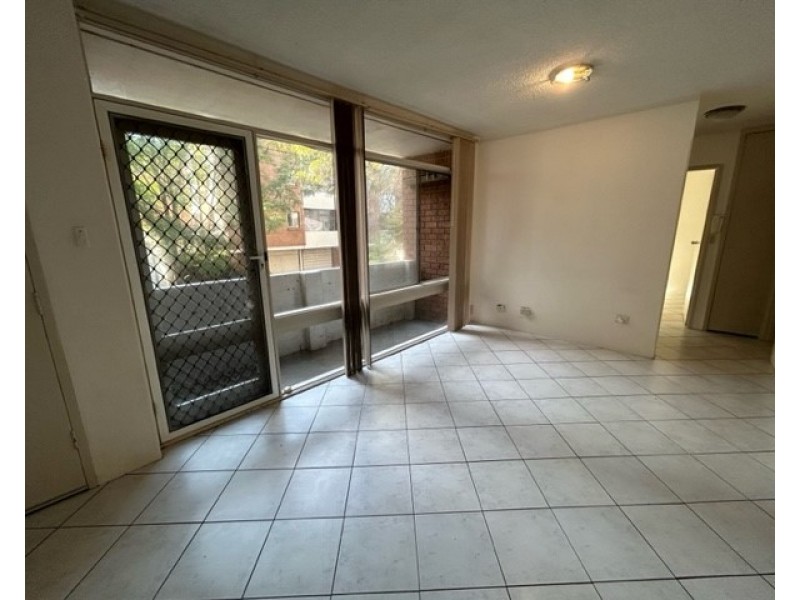 19/5 Lachlan Street, Warwick Farm NSW 2170