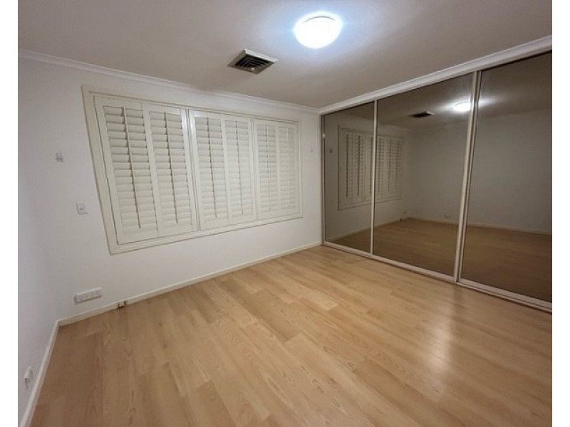 313 Epsom Rd, Chipping Norton NSW 2170