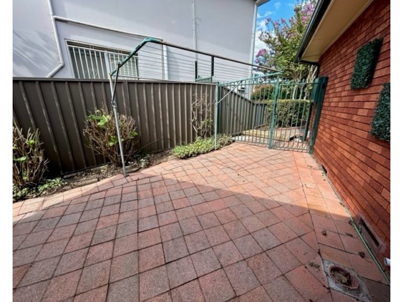 313 Epsom Rd, Chipping Norton NSW 2170
