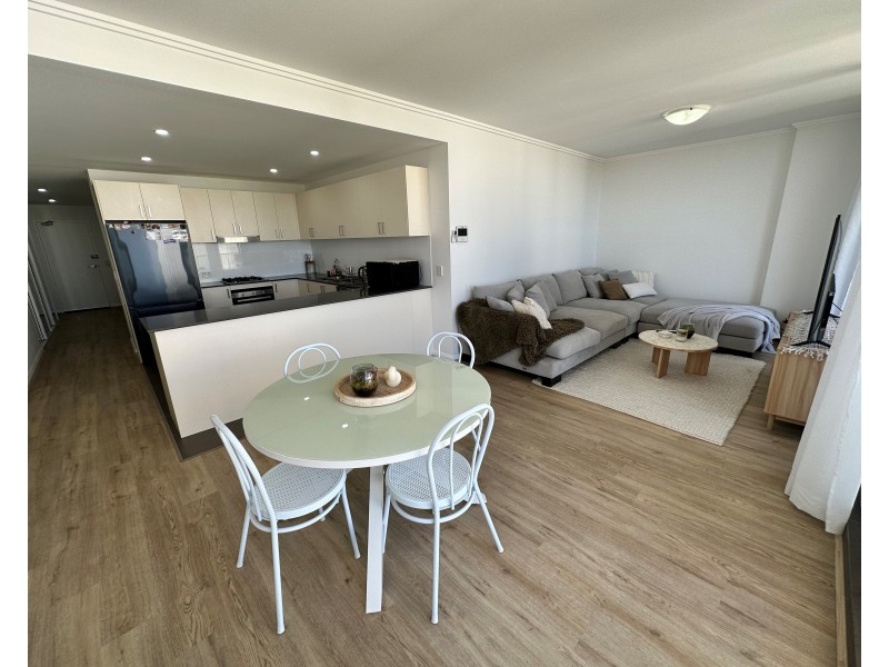 807/3 George St, Warwick Farm NSW 2170