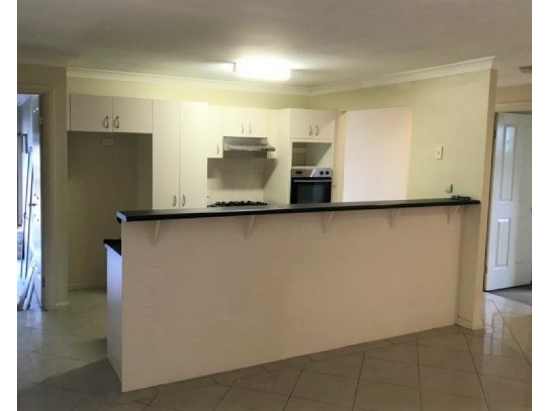 140 The Kraal Dr, Blair Athol NSW 2560