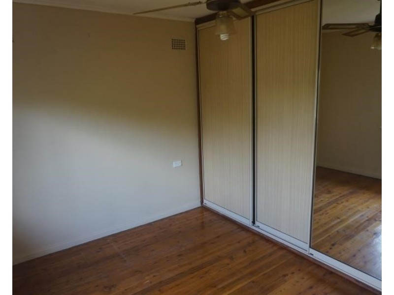 77 St Johns Rd, Busby NSW 2168