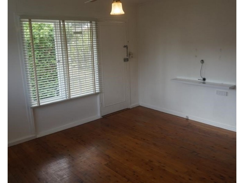 77 St Johns Rd, Busby NSW 2168