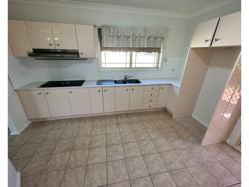 49 Myall Rd, Casula NSW 2170