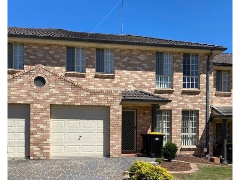 2/1 Lions Ave, Lurnea NSW 2170