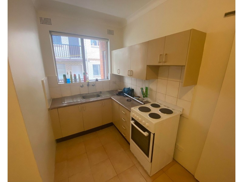 2/86 Harris St, Fairfield NSW 2165