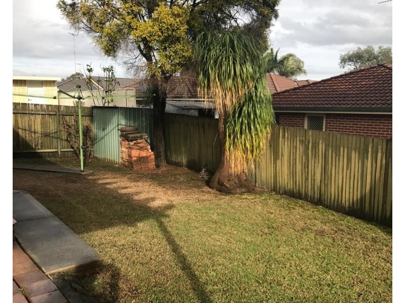 7 Buxton Pl, Prestons NSW 2170