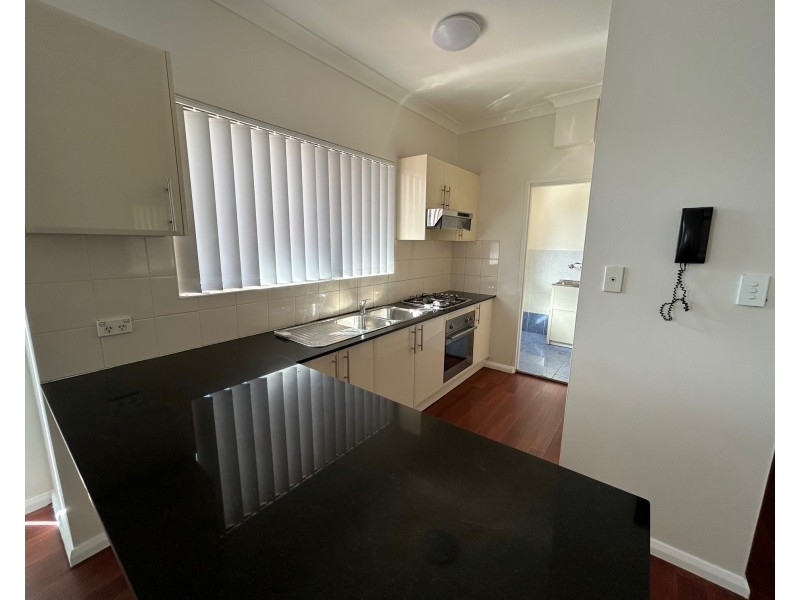 6/105 Castlereagh St, Liverpool NSW 2170